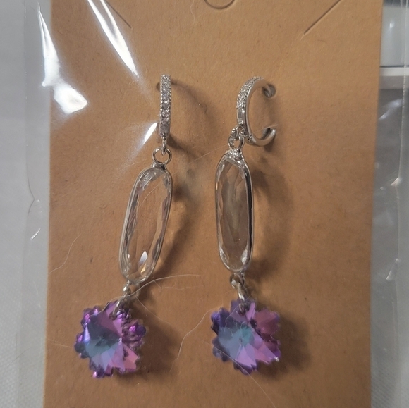 Purple Iridescent Floral Earrings NWT - Picture 2 of 5